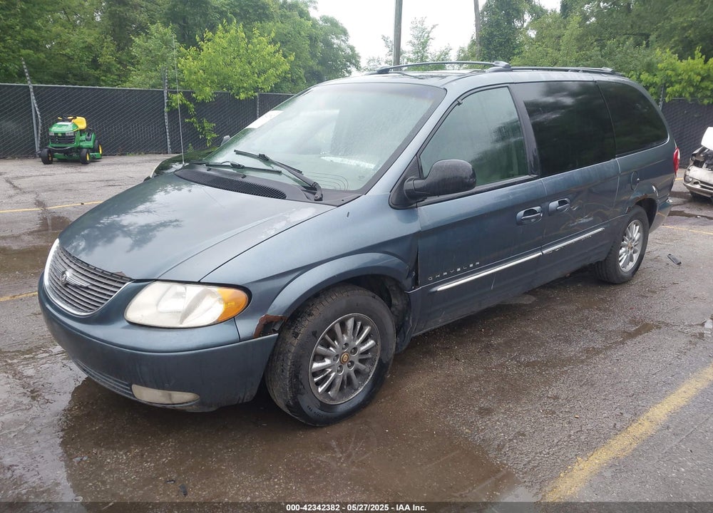 2001 CHRYSLER TOWN & COUNTRY LIMITED VIN: 2C8GP64L81R245913