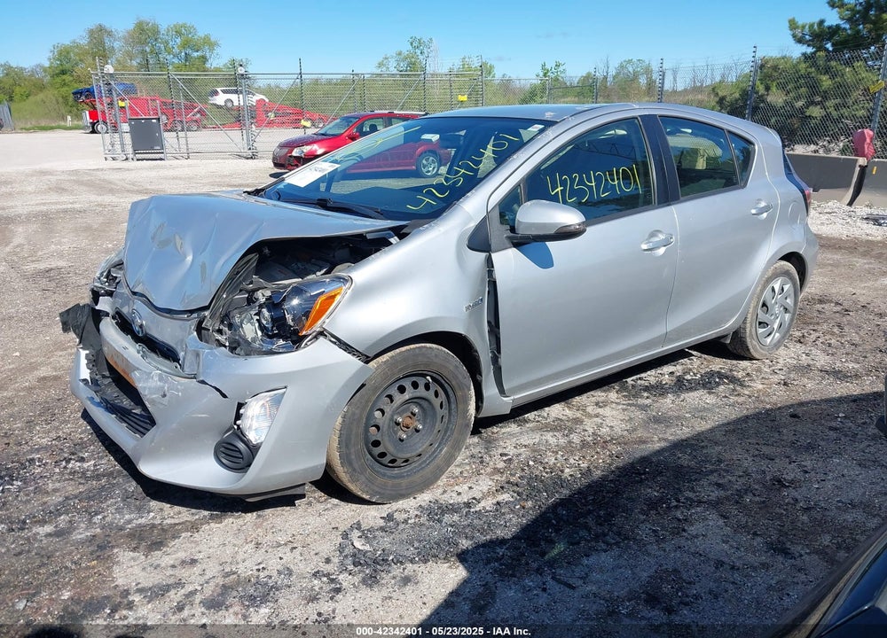 2015 TOYOTA PRIUS C VIN: JTDKDTB36F1586860