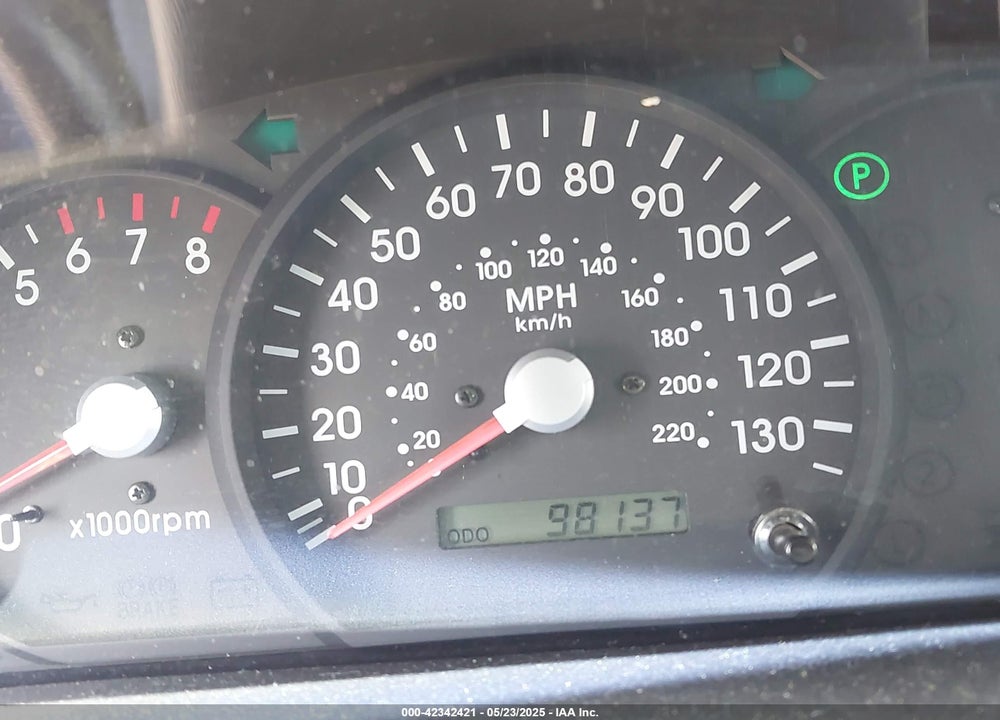 2004 KIA SORENTO EX/LX VIN: KNDJD733445302455
