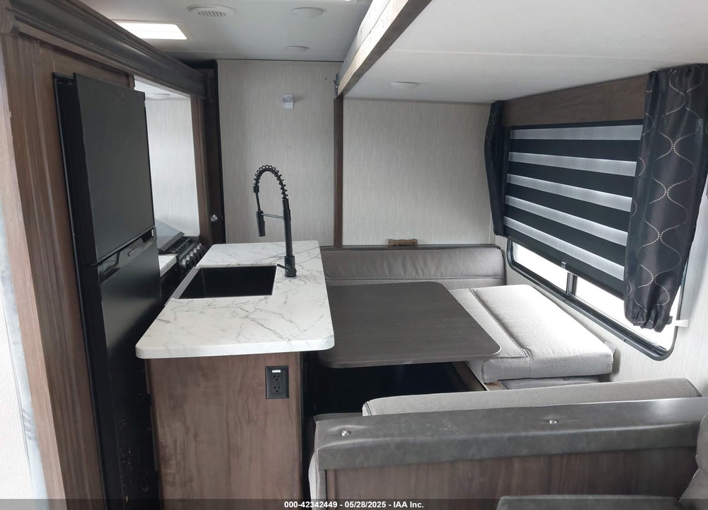 2020 FOREST RIVER 304BH VIN: 4X4TCKF24LX144326