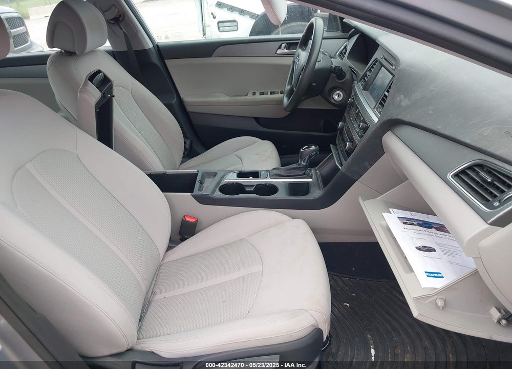 2017 HYUNDAI SONATA VIN: 5NPE24AF3HH486067