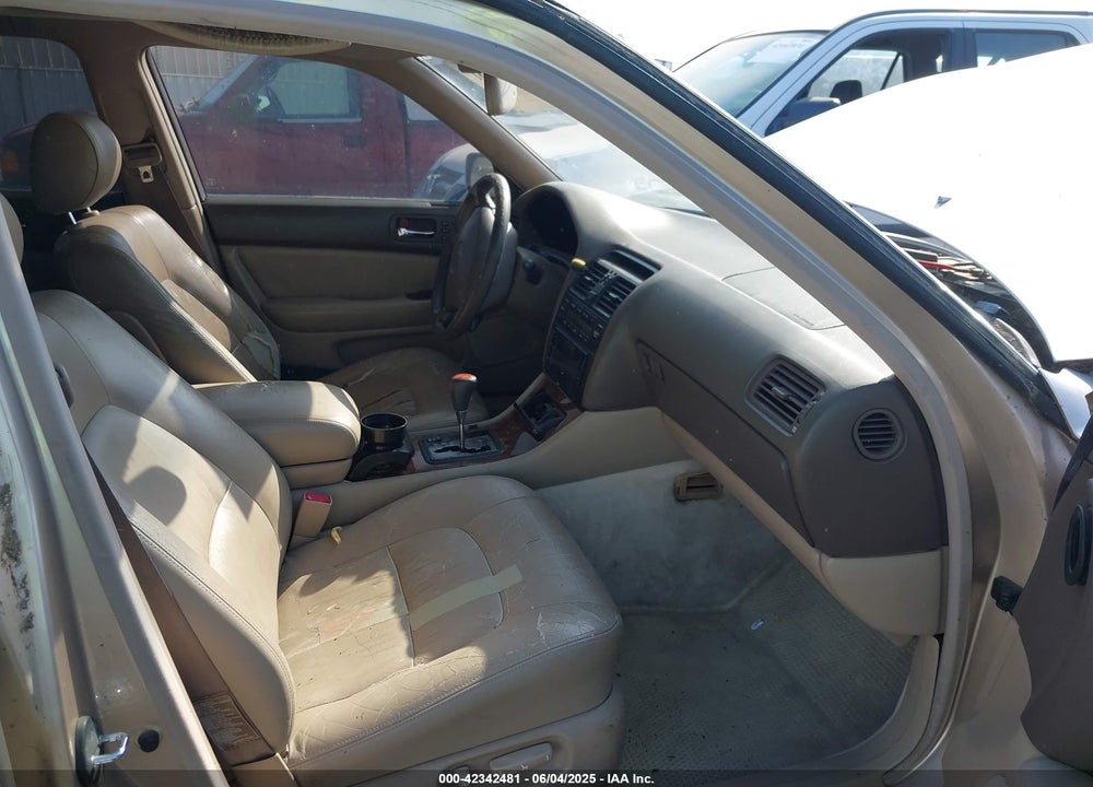 1996 LEXUS LS 400 VIN: JT8BH22F7T0065042