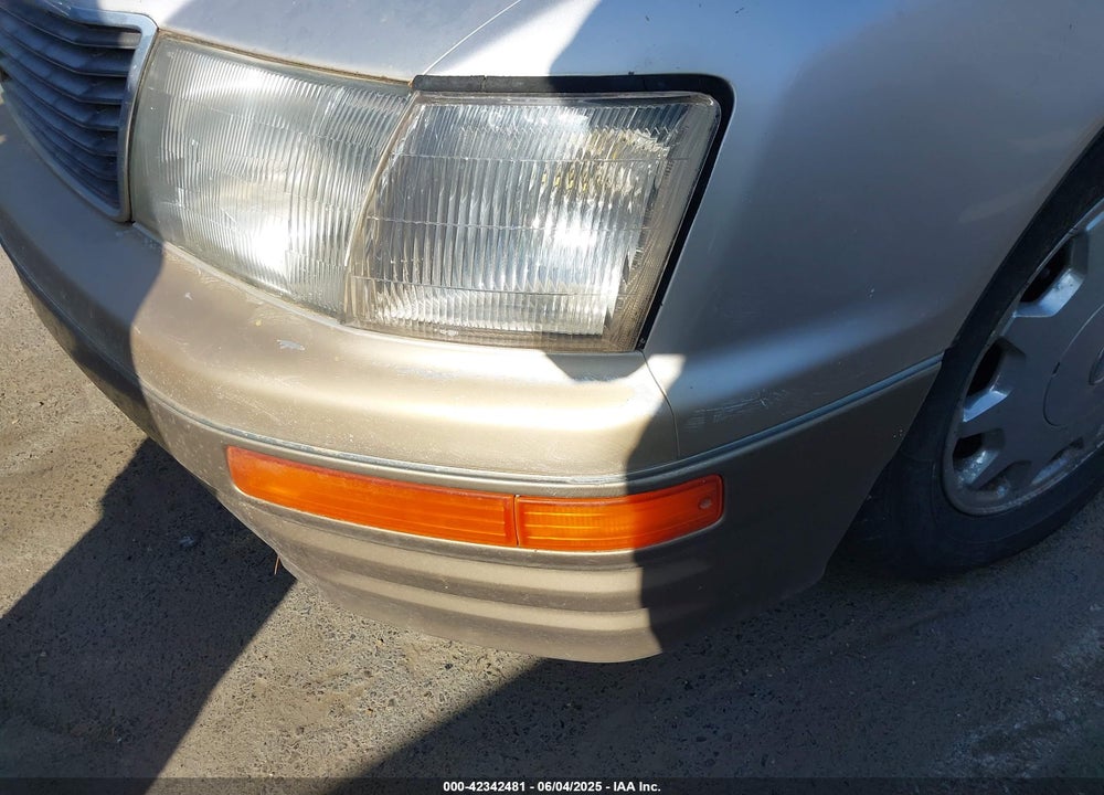 1996 LEXUS LS 400 VIN: JT8BH22F7T0065042