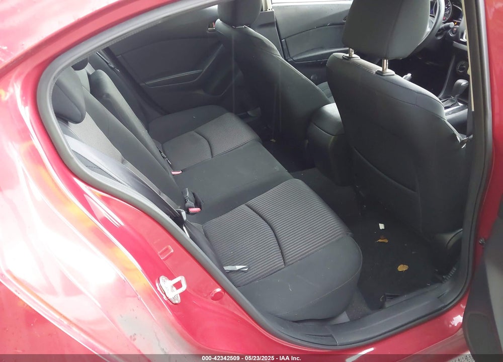 2016 MAZDA MAZDA3 VIN: JM1BM1U73G1313204