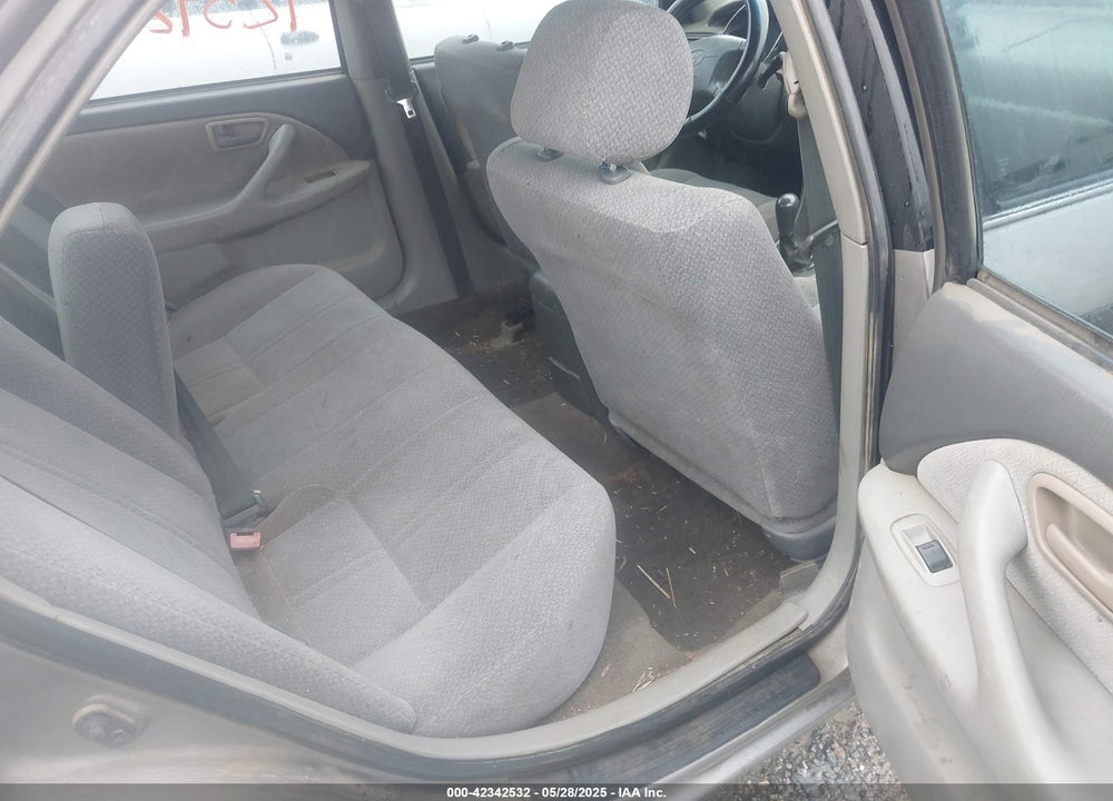 2001 TOYOTA CAMRY CE/LE/XLE VIN: 4T1BG22K11U027969