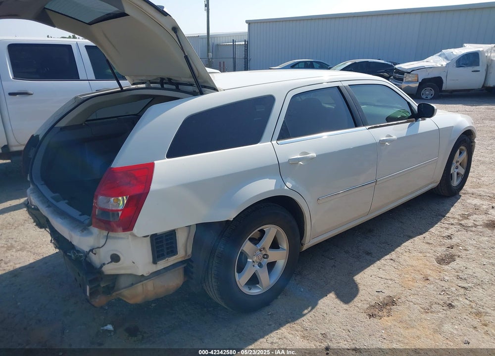 2008 DODGE MAGNUM SXT VIN: 2D4FV37V48H239091