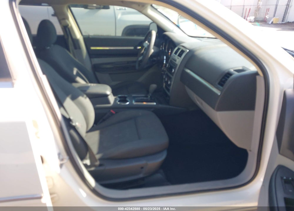 2008 DODGE MAGNUM SXT VIN: 2D4FV37V48H239091