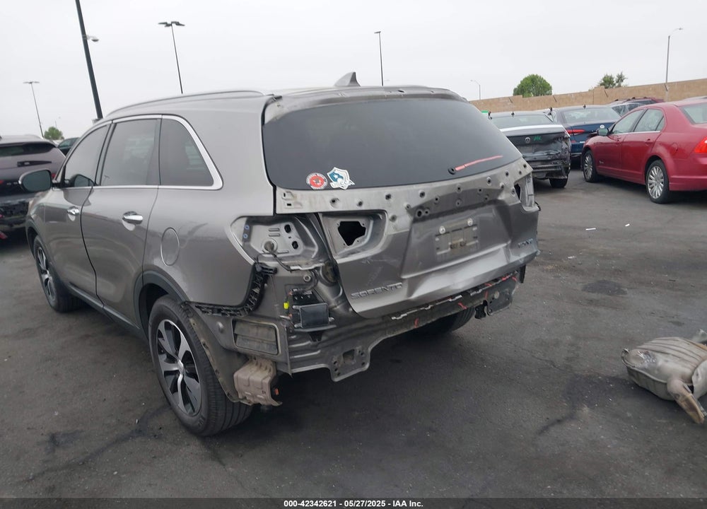 2018 KIA SORENTO 3.3L EX VIN: 5XYPH4A59JG394960