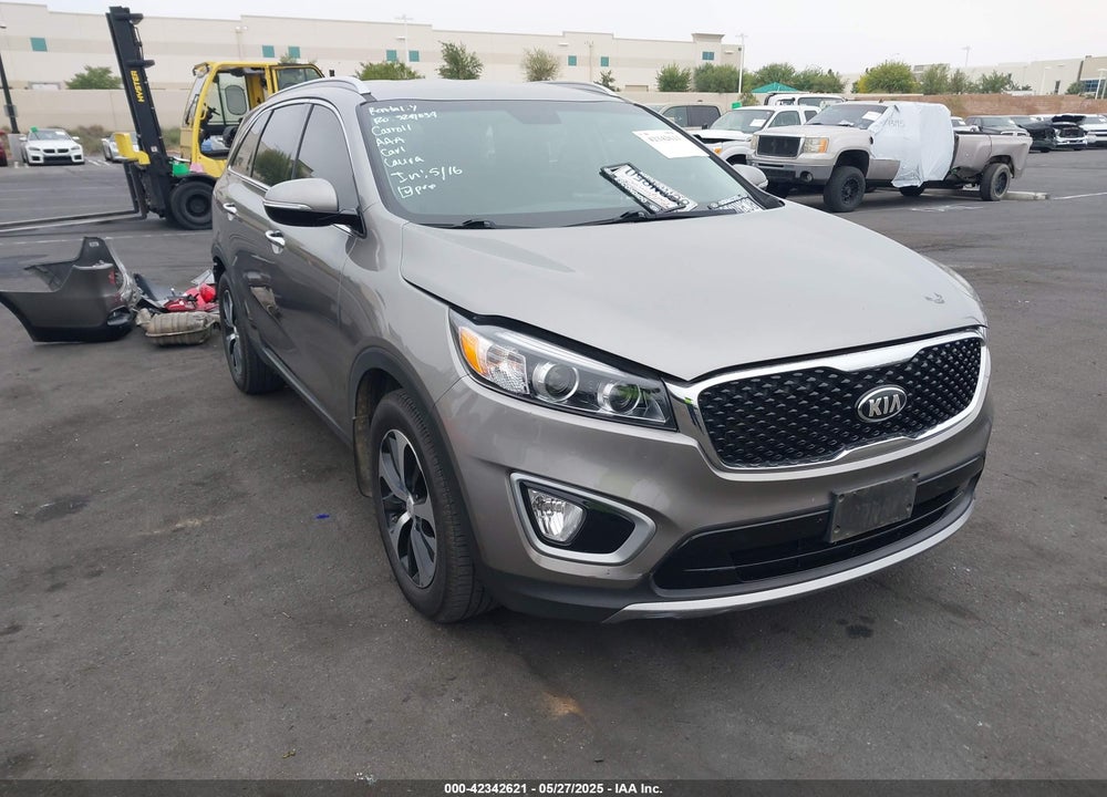 2018 KIA SORENTO 3.3L EX VIN: 5XYPH4A59JG394960