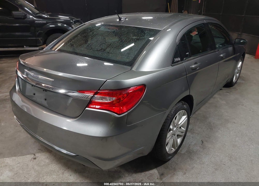 2013 CHRYSLER 200 VIN: 1C3CCBBB2DN632705