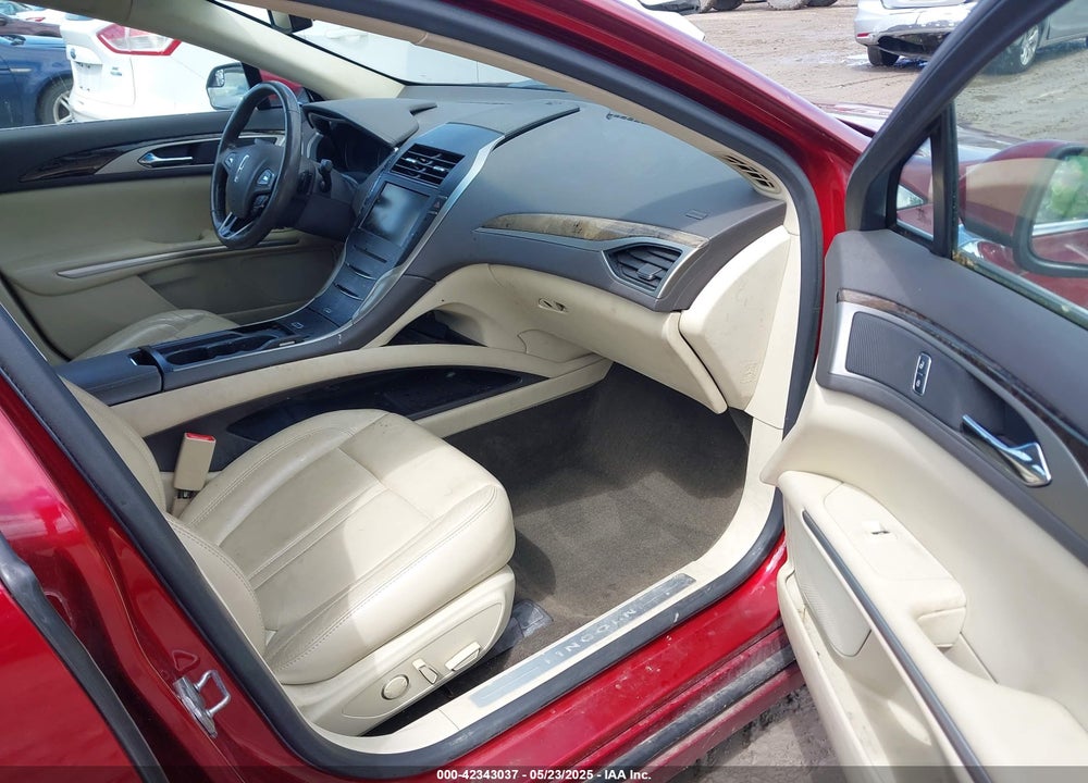 2013 LINCOLN MKZ VIN: 3LN6L2G99DR803280