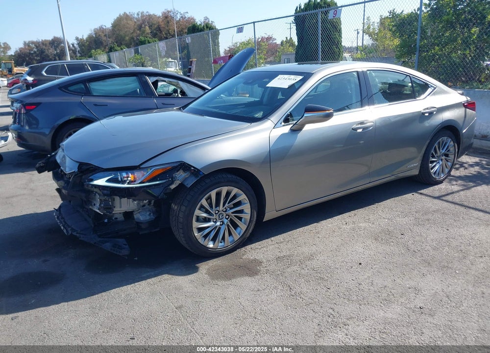 2019 LEXUS ES 300H LUXURY/ULTRA LUXURY VIN: JTHB21B15K2031457