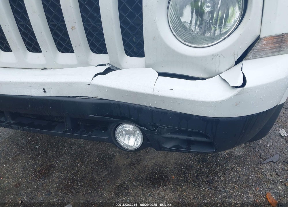 2016 JEEP PATRIOT VIN: 1C4NJPBB8GD677732