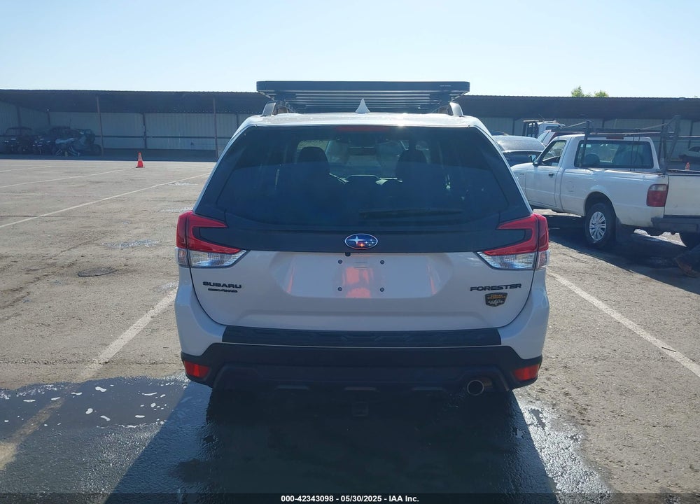 2022 SUBARU FORESTER VIN: JF2SKAMC1NH481044