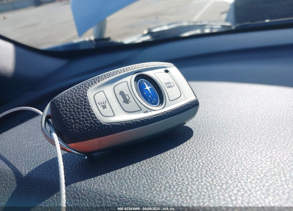 2022 SUBARU FORESTER VIN: JF2SKAMC1NH481044