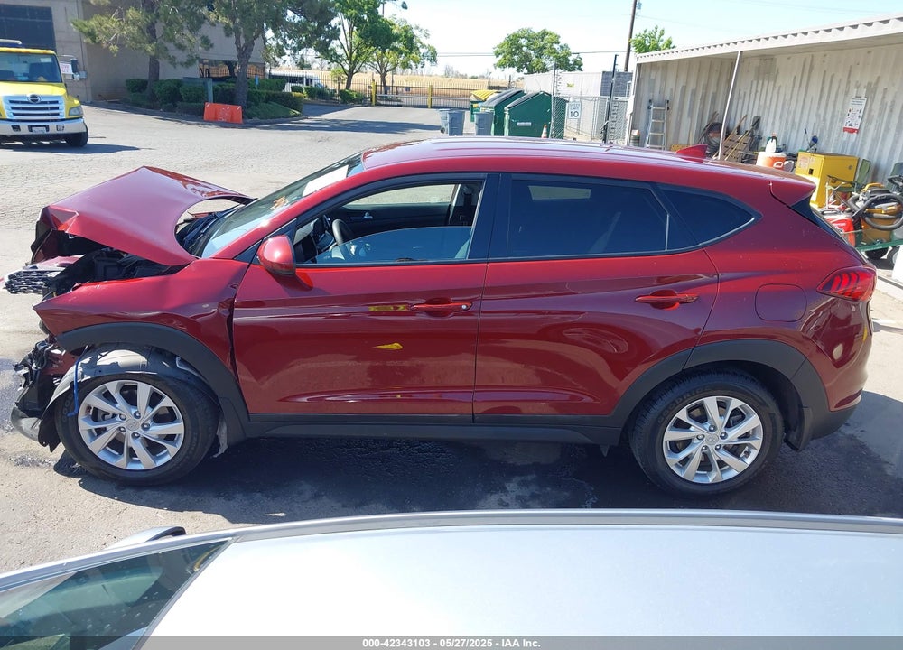 2020 HYUNDAI TUCSON SE VIN: KM8J23A4XLU095595
