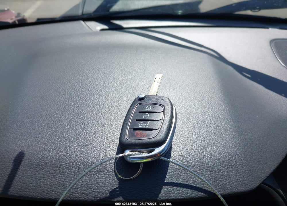 2020 HYUNDAI TUCSON SE VIN: KM8J23A4XLU095595