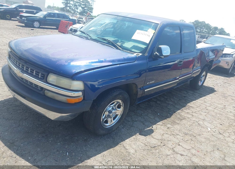 2000 CHEVROLET SILVERADO 1500 LS VIN: 2GCEC19W9Y1385830
