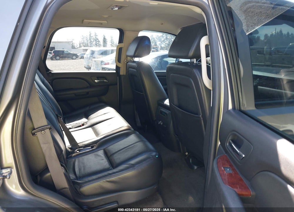 2009 CHEVROLET TAHOE VIN: 1GNFK23049R236906
