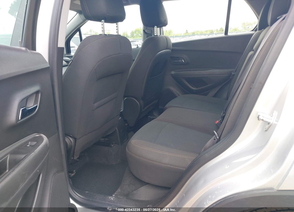 2018 CHEVROLET TRAX LS VIN: KL7CJNSB8JB715665