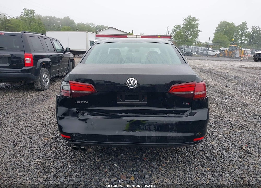 2017 VOLKSWAGEN JETTA VIN: 3VW2B7AJ1HM387084