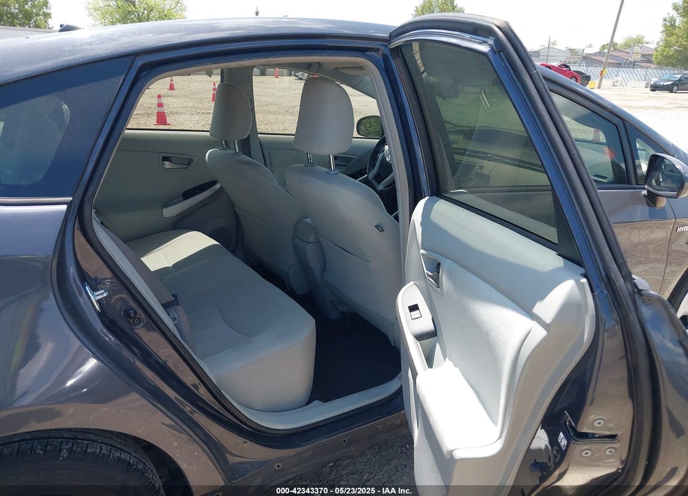 2015 TOYOTA PRIUS VIN: JTDKN3DU5F0485284