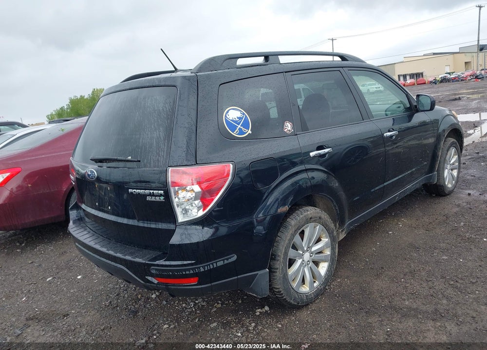 2011 SUBARU FORESTER 2.5X PREMIUM VIN: JF2SHADC6BG755242