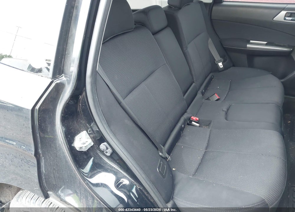 2011 SUBARU FORESTER 2.5X PREMIUM VIN: JF2SHADC6BG755242