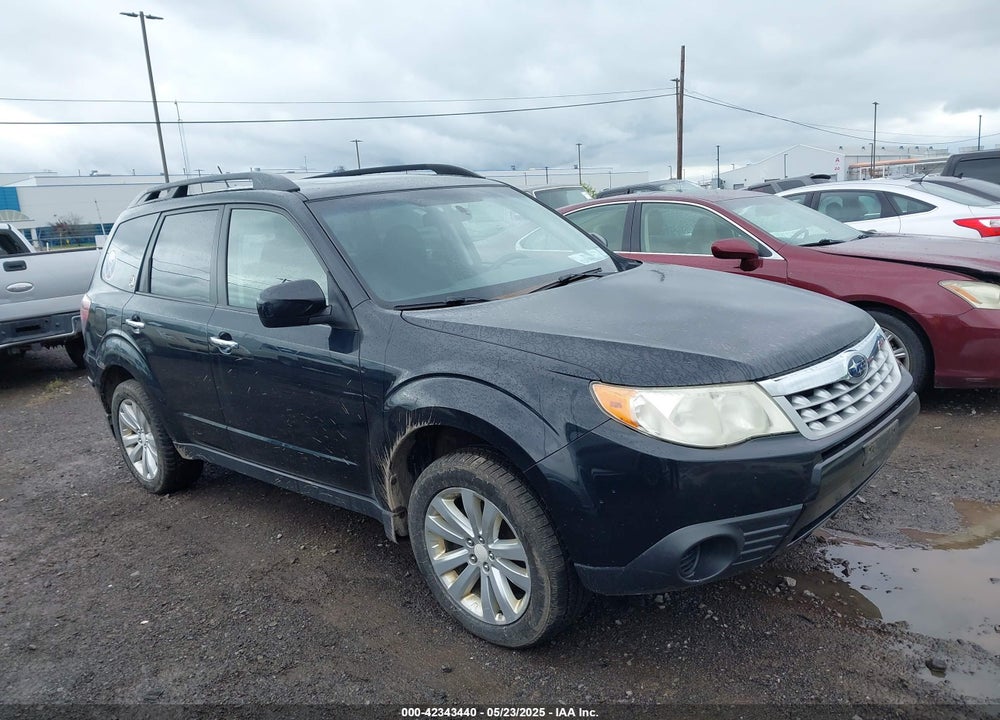2011 SUBARU FORESTER 2.5X PREMIUM VIN: JF2SHADC6BG755242