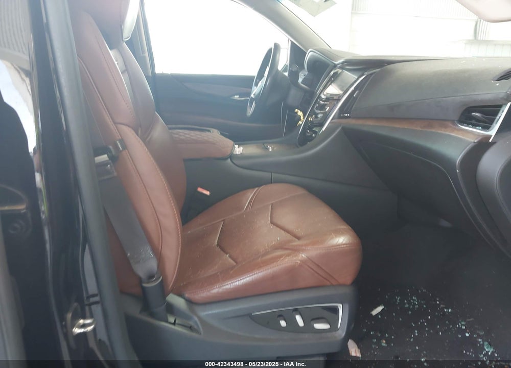 2015 CADILLAC ESCALADE LUXURY VIN: 1GYS3BKJ5FR277355