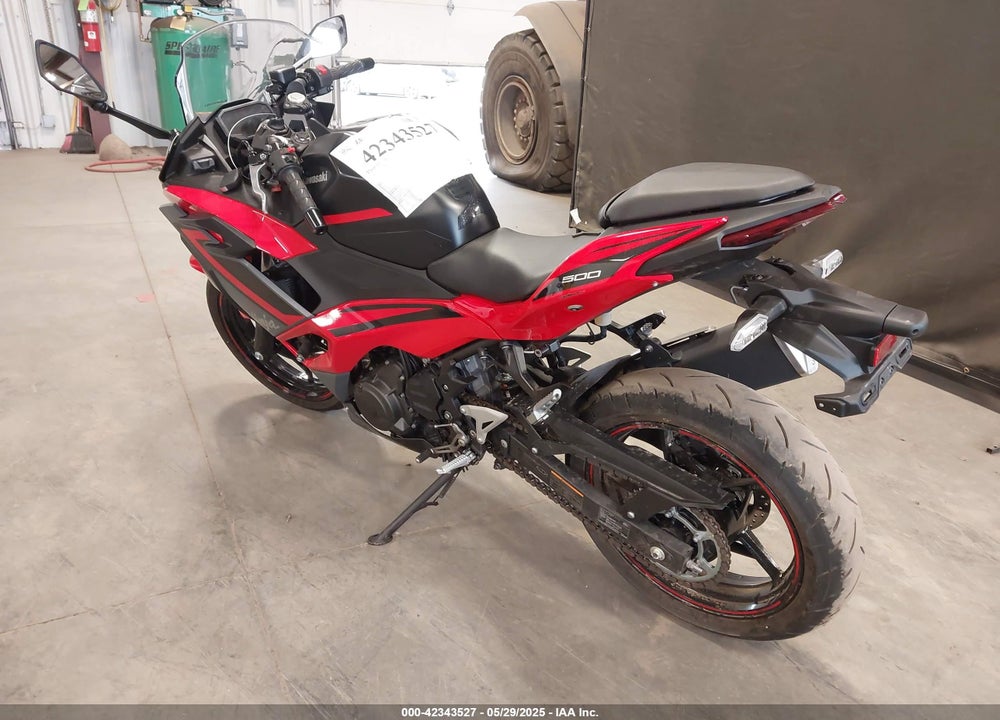 2025 KAWASAKI EX500 A/B VIN: ML5EXGJ15SDA61046