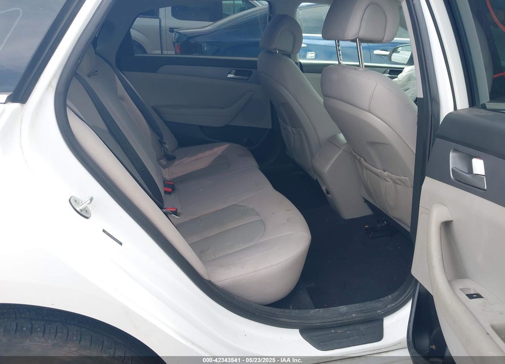 2017 HYUNDAI SONATA VIN: 5NPE24AF8HH560390