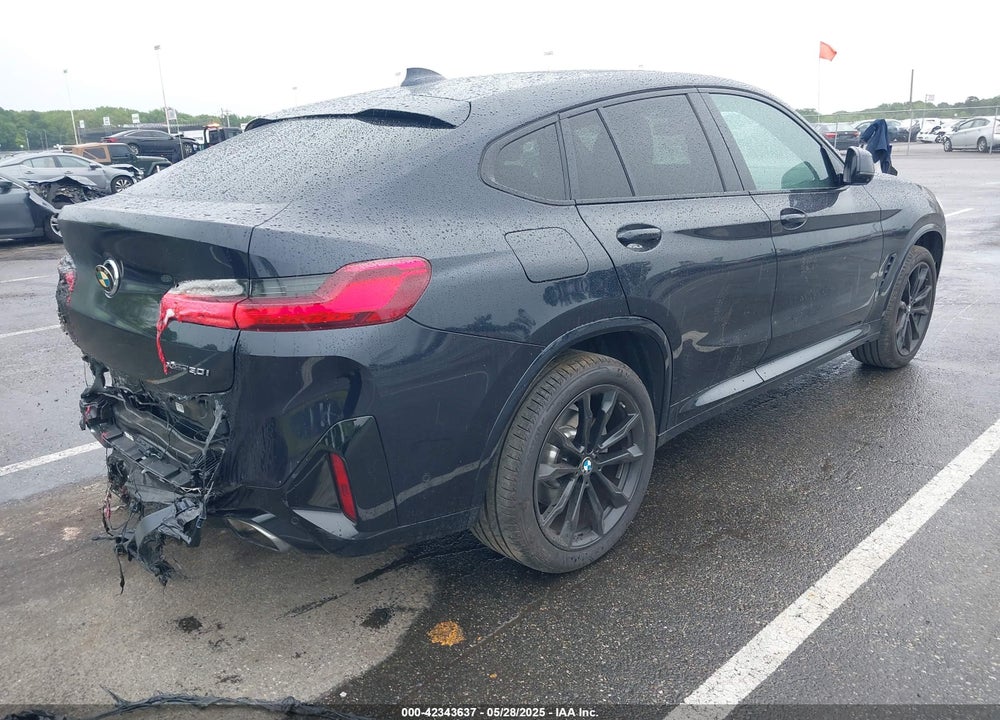 2022 BMW X4 VIN: 5UX33DT01N9K32194
