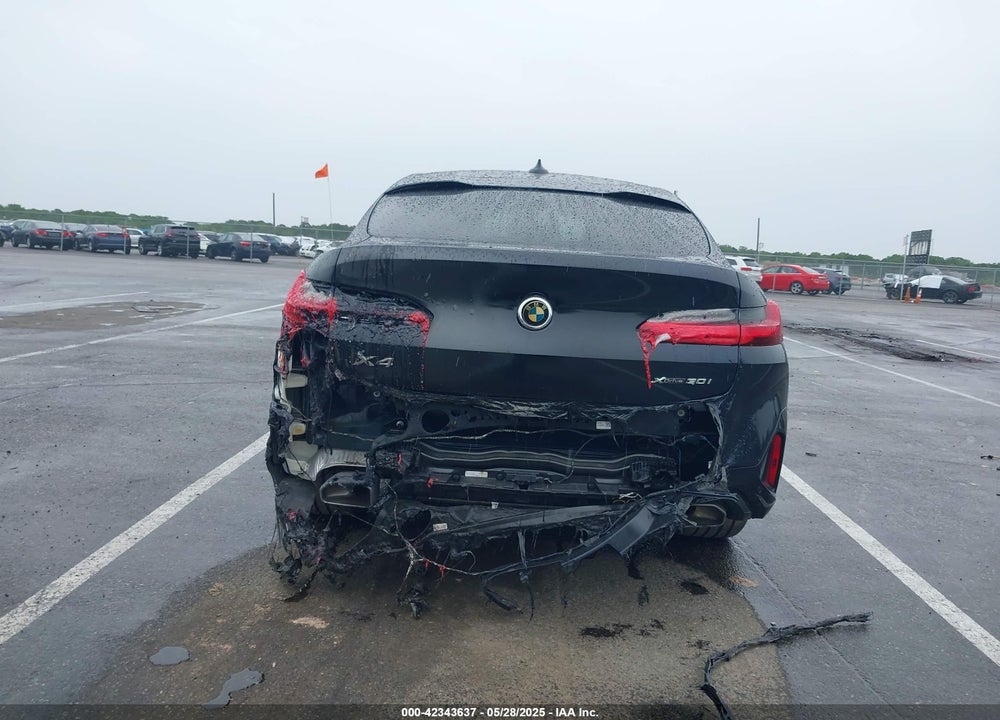 2022 BMW X4 VIN: 5UX33DT01N9K32194