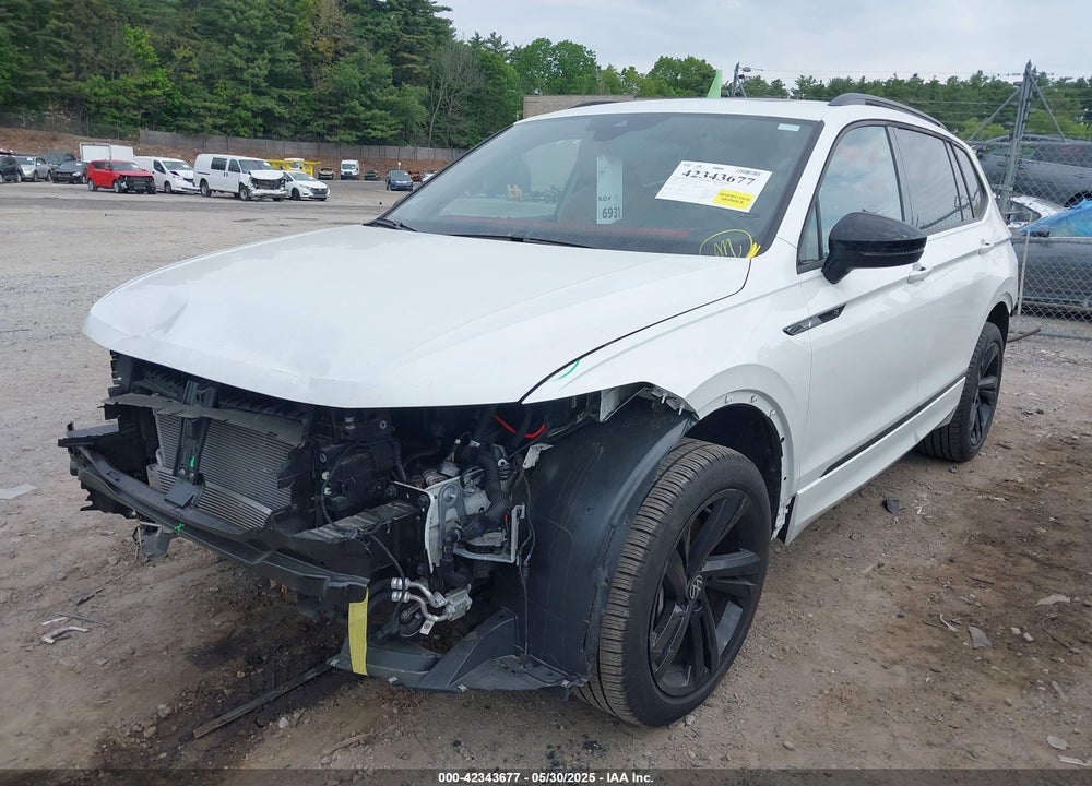 2024 VOLKSWAGEN TIGUAN VIN: 3VV8B7AXXRM105318