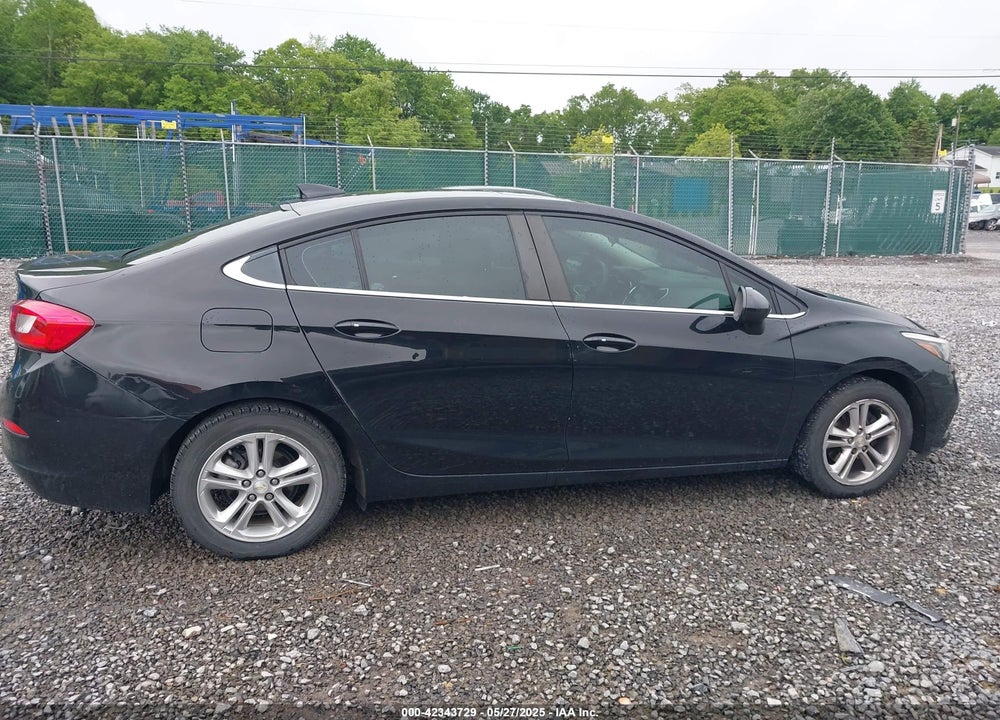 2018 CHEVROLET CRUZE VIN: 1G1BE5SM3J7143825