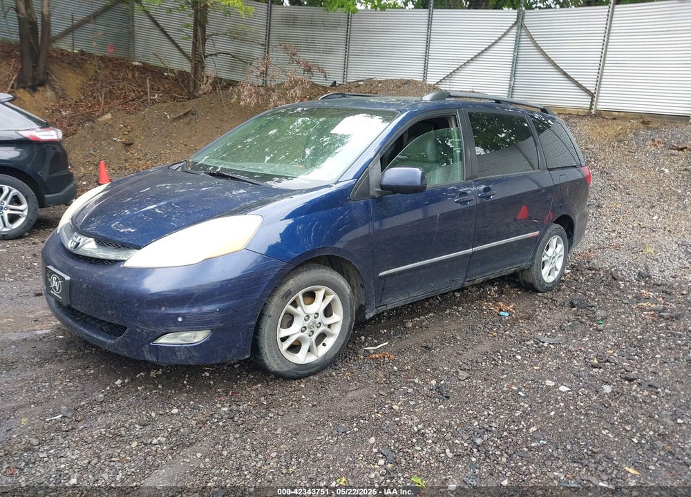 2006 TOYOTA SIENNA VIN: 5TDBA22C06S064750