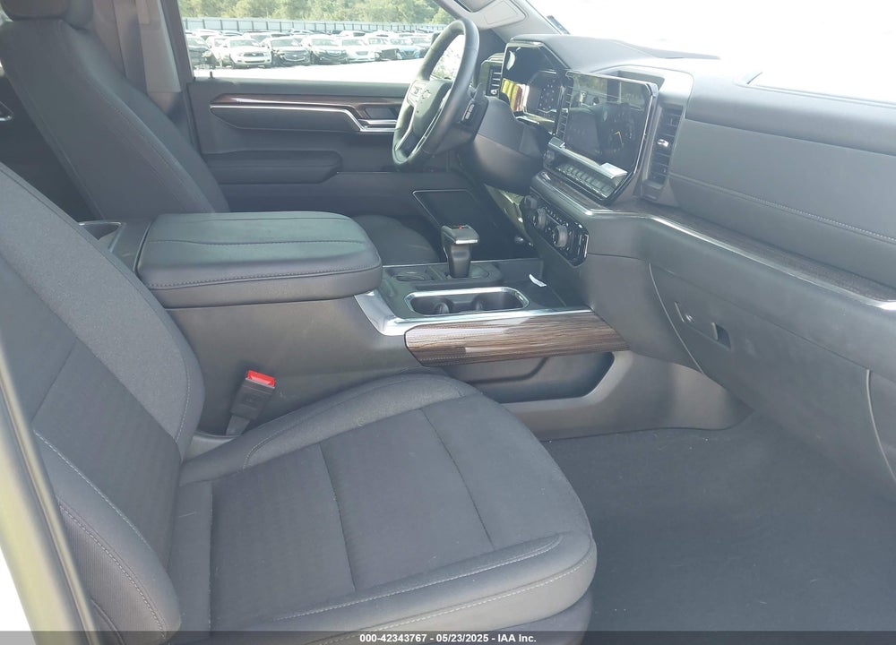 2025 CHEVROLET SILVERADO 1500 4WD STANDARD BED LT VIN: 2GCUKDED4S1127825