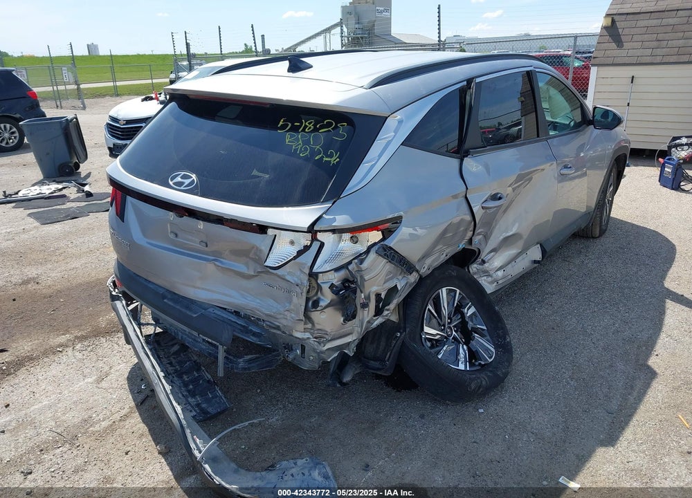 2024 HYUNDAI TUCSON HYBRID VIN: KM8JBCD11RU192226