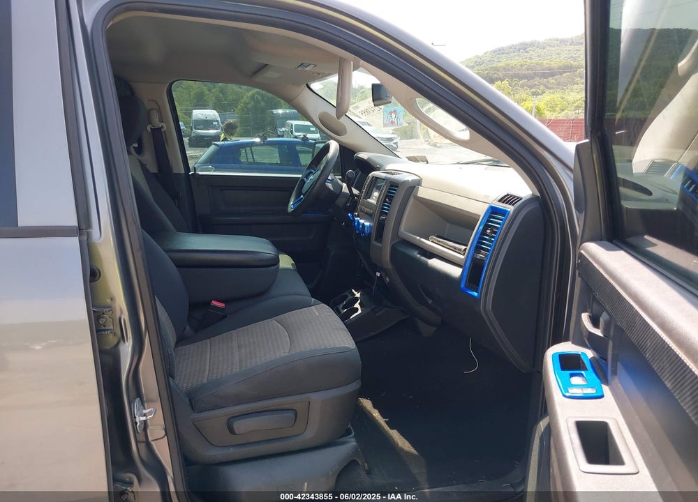 2012 RAM 1500 VIN: 1C6RD7FT1CS264737