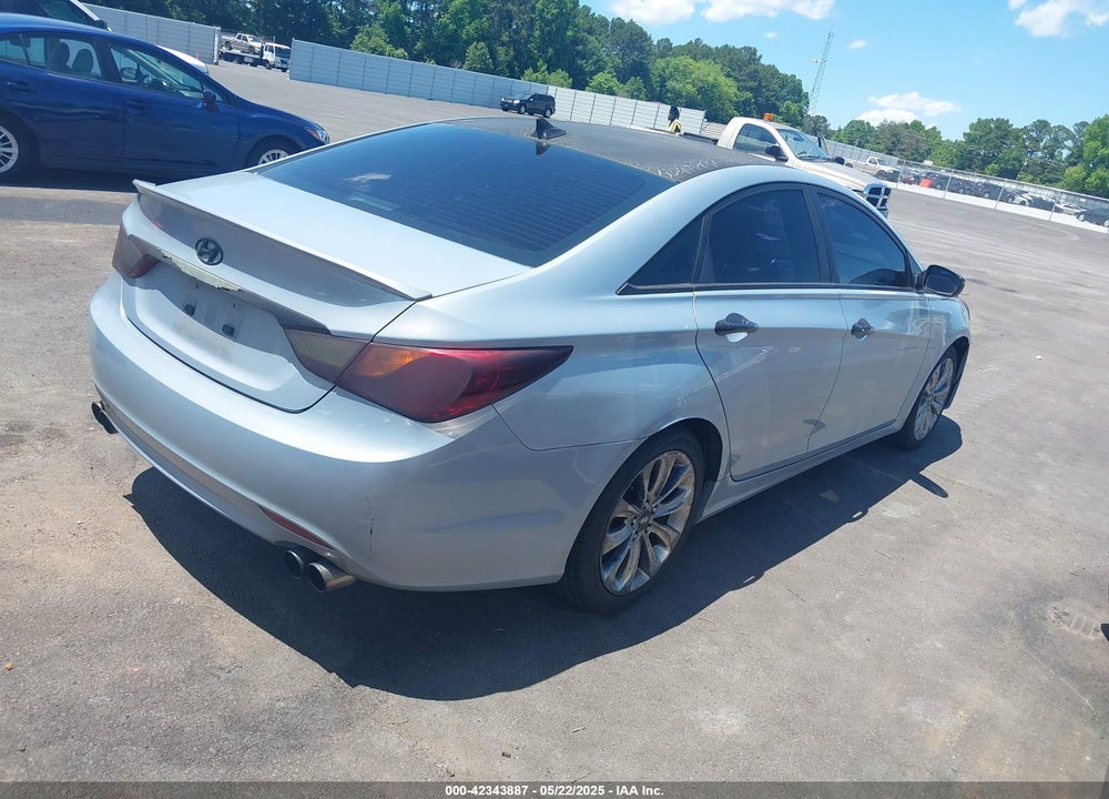 2011 HYUNDAI SONATA VIN: 5NPEC4AB7BH218172