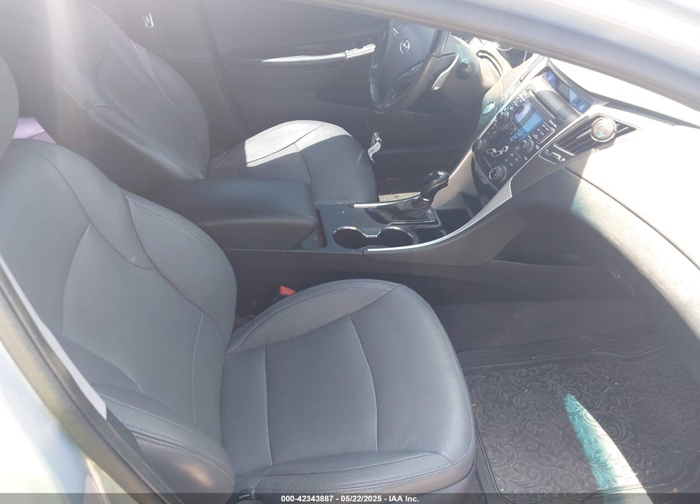 2011 HYUNDAI SONATA VIN: 5NPEC4AB7BH218172