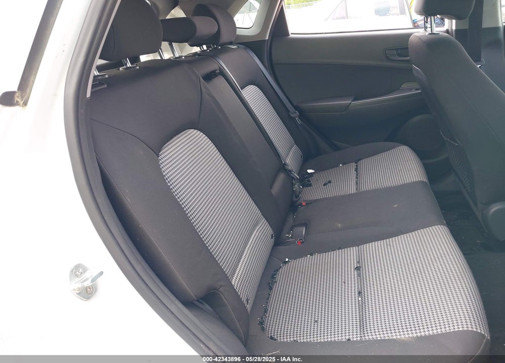 2020 HYUNDAI KONA VIN: KM8K6CAA6LU480621