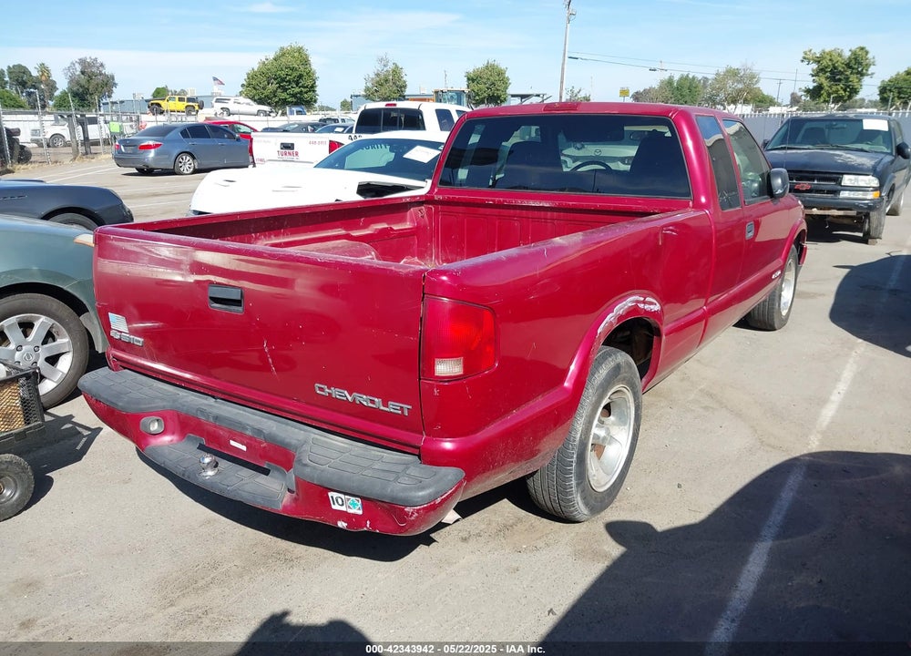 2003 CHEVROLET S-10 LS VIN: 1GCCS19H038259826