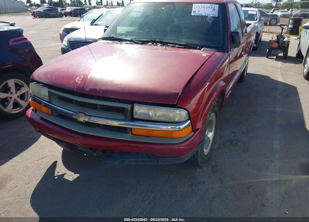 2003 CHEVROLET S-10 LS VIN: 1GCCS19H038259826