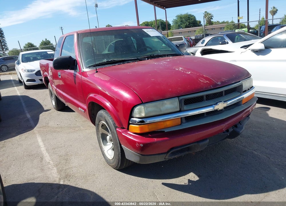 2003 CHEVROLET S-10 LS VIN: 1GCCS19H038259826