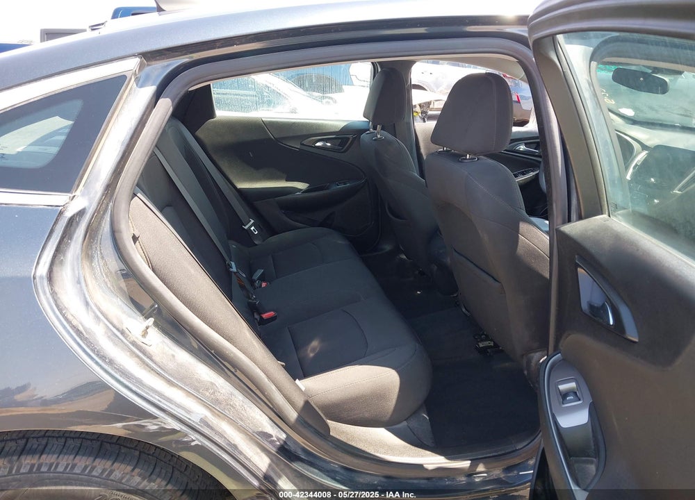 2019 CHEVROLET MALIBU VIN: 1G1ZB5ST9KF227587