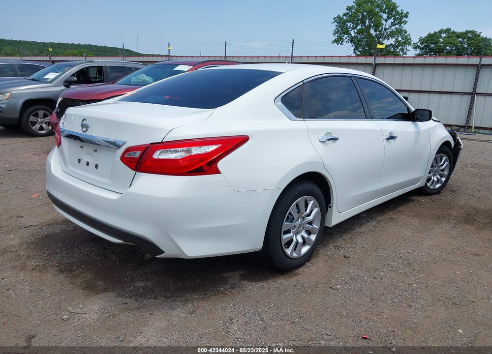 2017 NISSAN ALTIMA VIN: 1N4AL3AP6HN303653