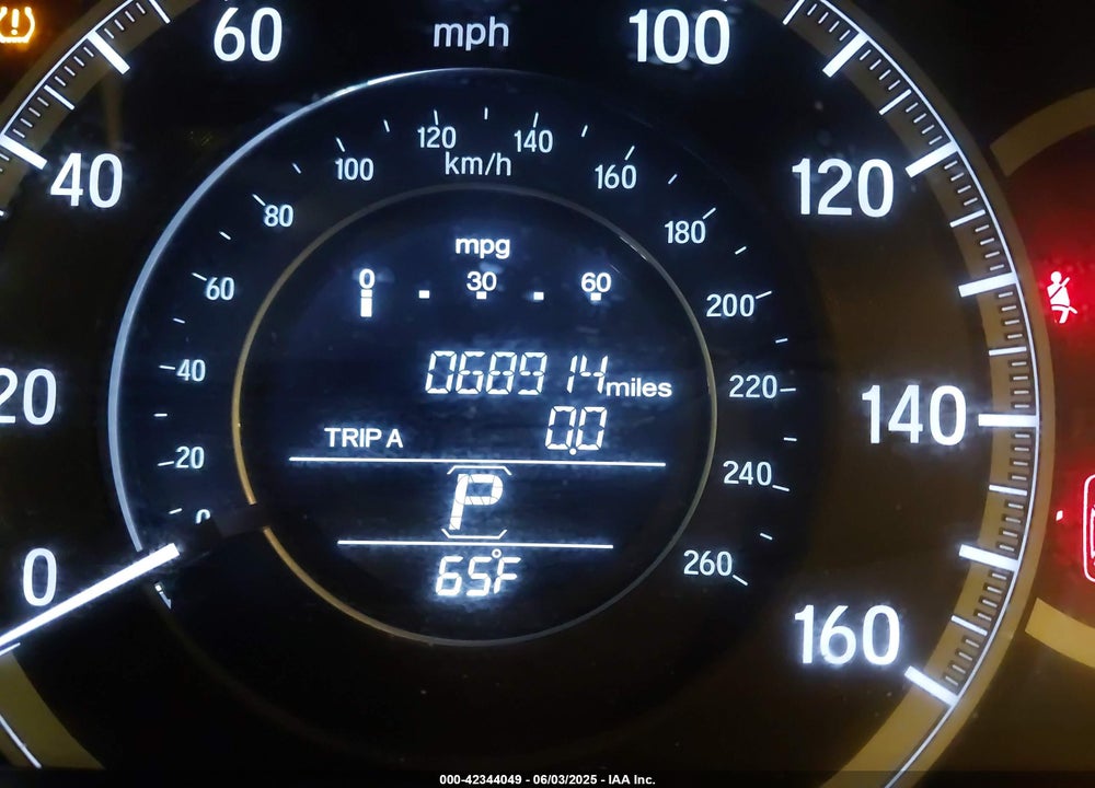 2016 HONDA ACCORD VIN: 1HGCR2F80GA000470