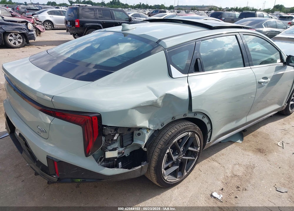2025 KIA K4 VIN: 3KPFW4DE1SE082109